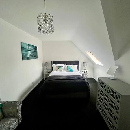Bs - Luxury Top Floor 4 Bed Apartment With Garage In Town Centre - No Lift Stratford-upon-Avon Exterior foto
